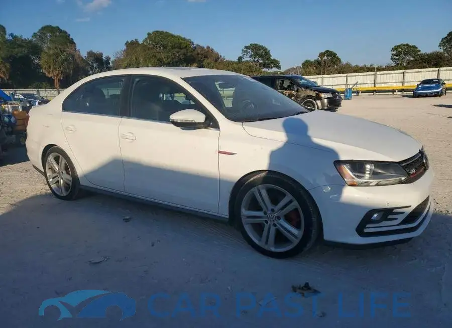 3VW4T7AJ2HM307622# 4