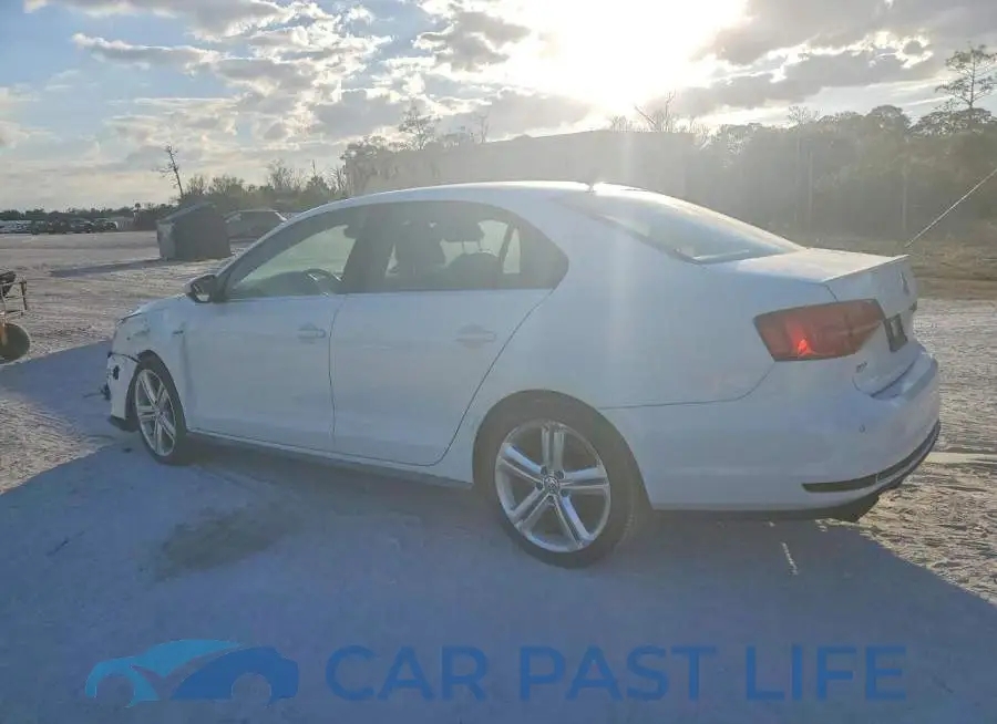 3VW4T7AJ2HM307622# 2