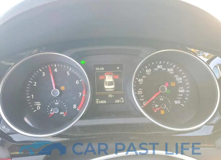3VW4T7AJ2HM307622# 9