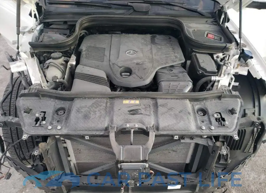 4JGFB5KB4PA943203# 12