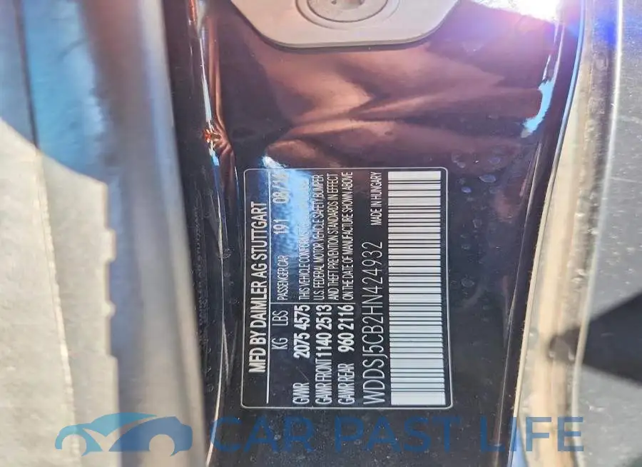 WDDSJ5CB2HN424932# 12