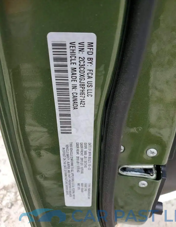 2C3CDXGJ8PH671421# 13