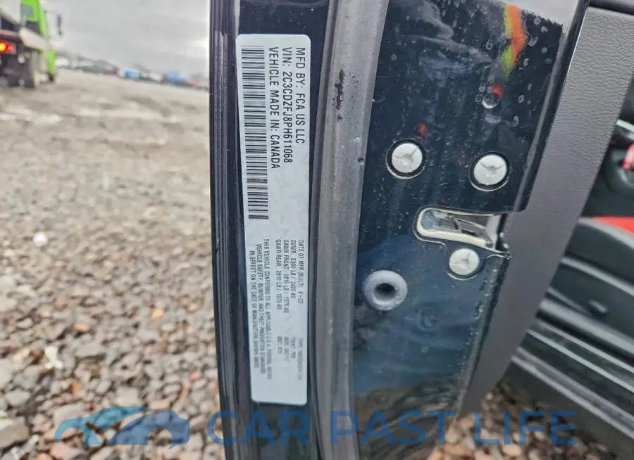 2C3CDZFJ8PH611068# 12