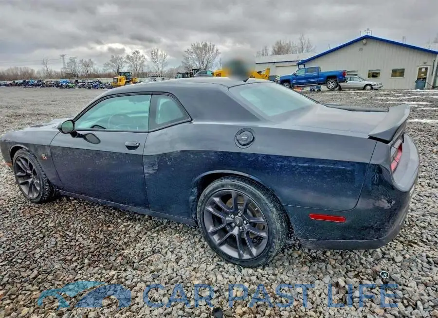2C3CDZFJ8PH611068# 2
