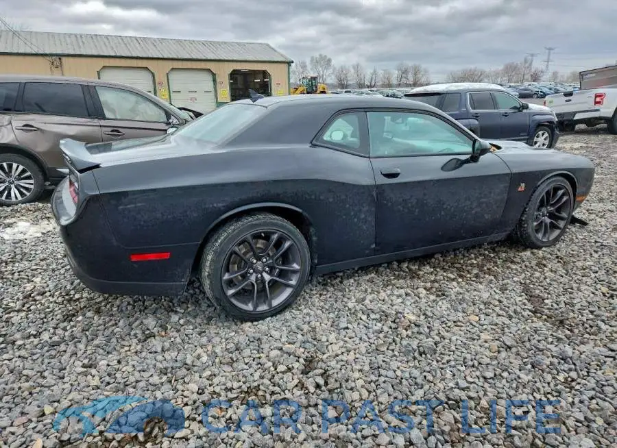 2C3CDZFJ8PH611068# 3