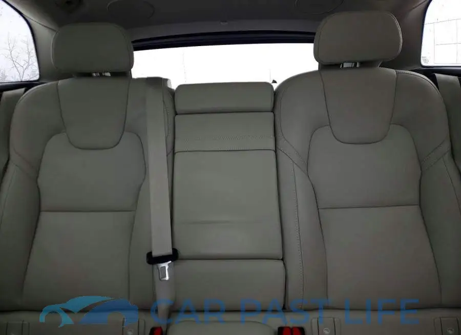 YV4062RL8N1954064# 10