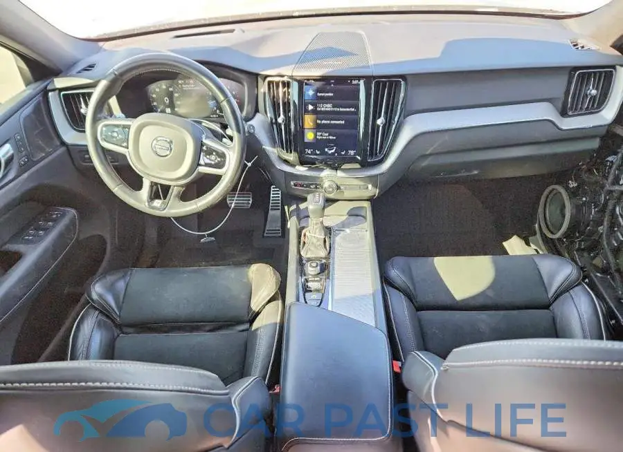 YV4A22RM9K1379963# 8