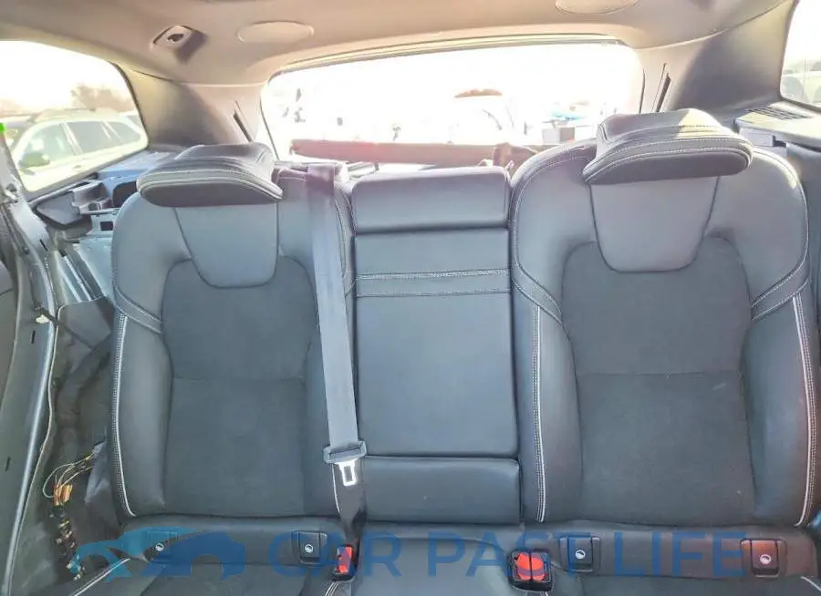 YV4A22RM9K1379963# 10