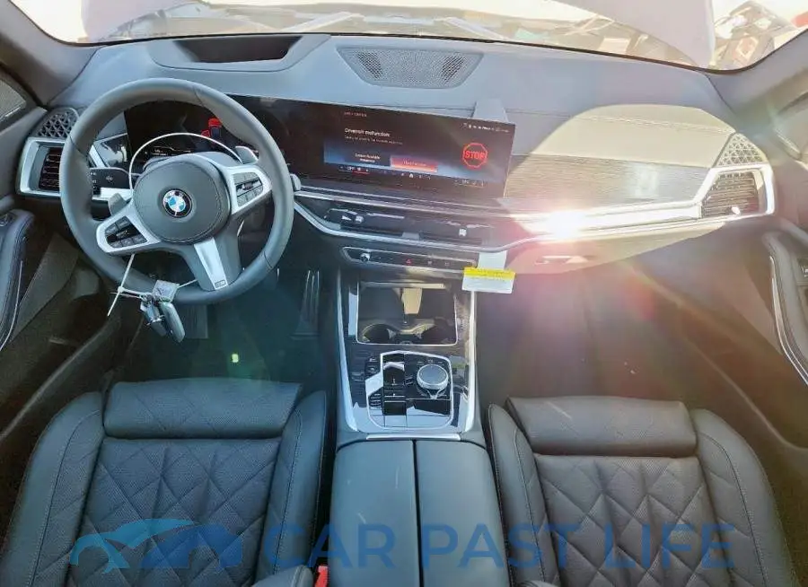 5UX23EU04T9074589# 8