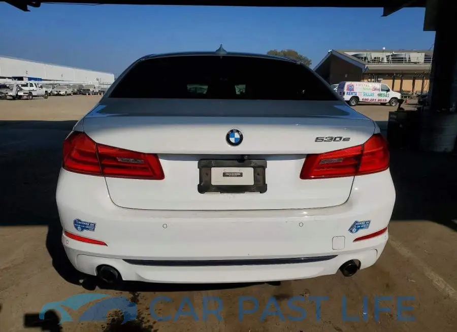 WBAJB1C57JB374801# 6