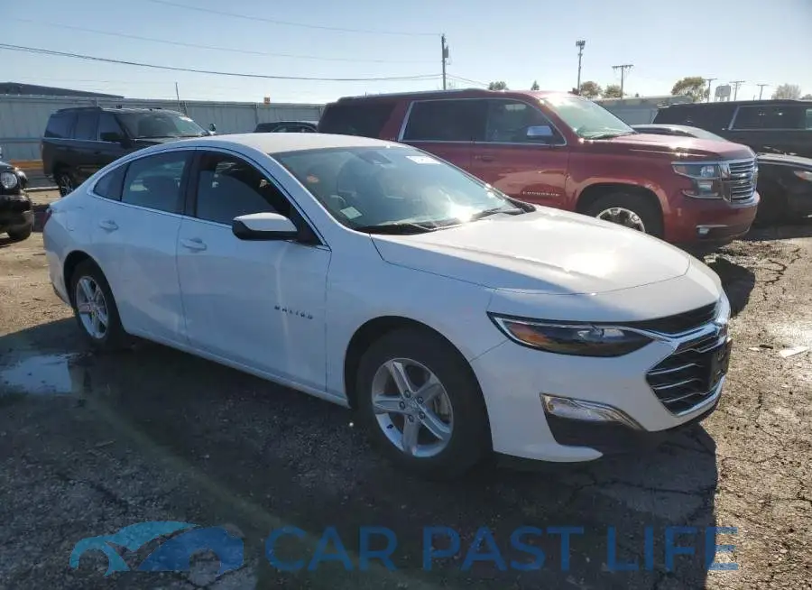 1G1ZB5ST2RF135943# 4