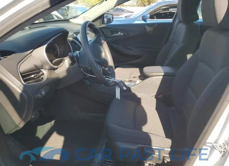 1G1ZB5ST2RF135943# 7