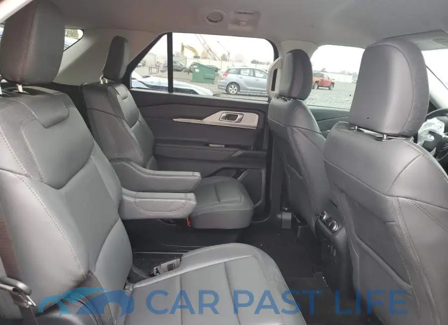 1FMUK8DH6SGC69863# 11