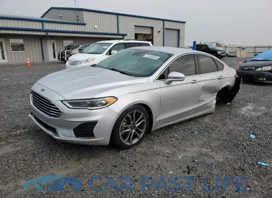 3FA6P0CD1KR151068# 1