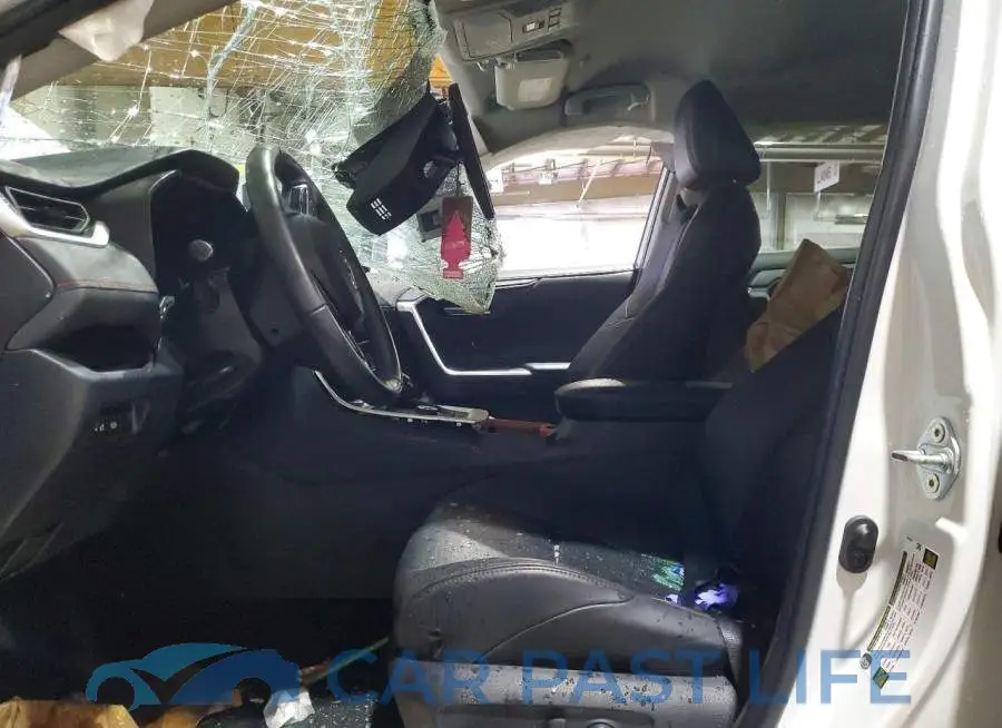 2T3J1RFV8PW370160# 7