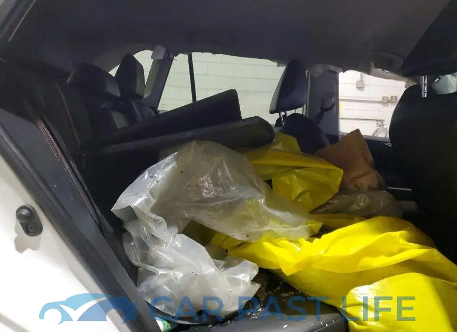 2T3J1RFV8PW370160# 11