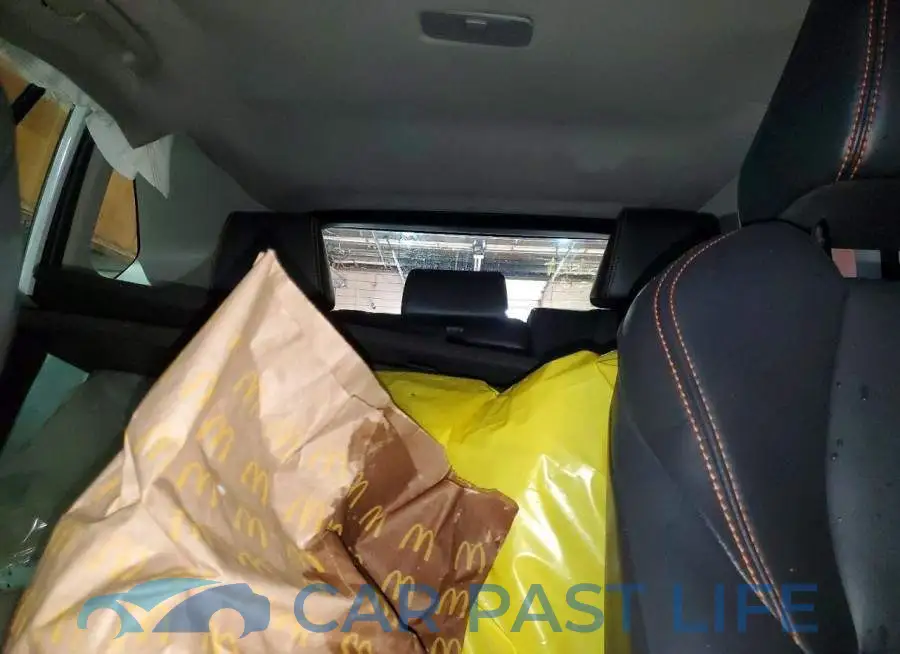 2T3J1RFV8PW370160# 10