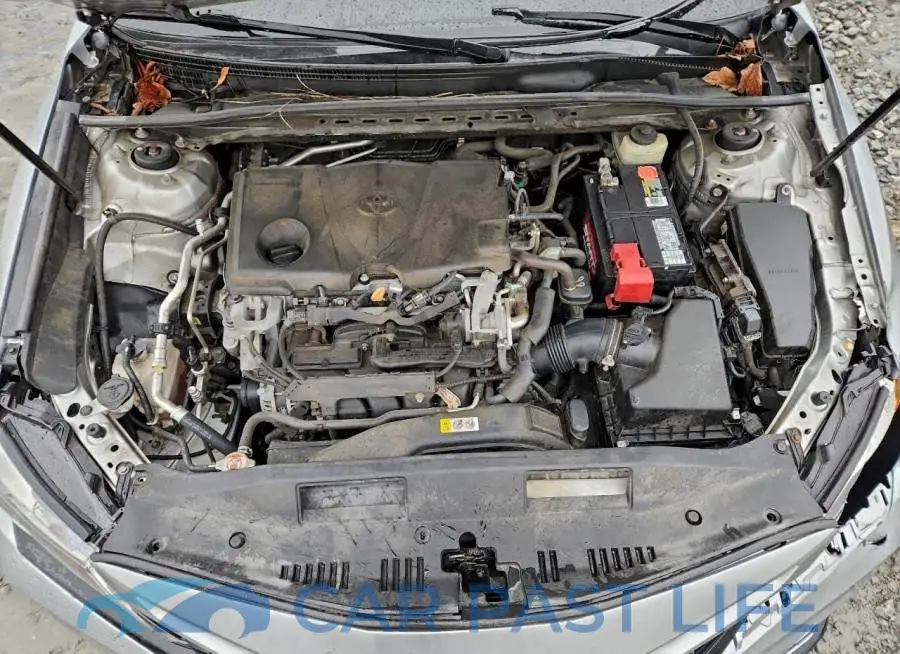4T1B61HK1JU123184# 11