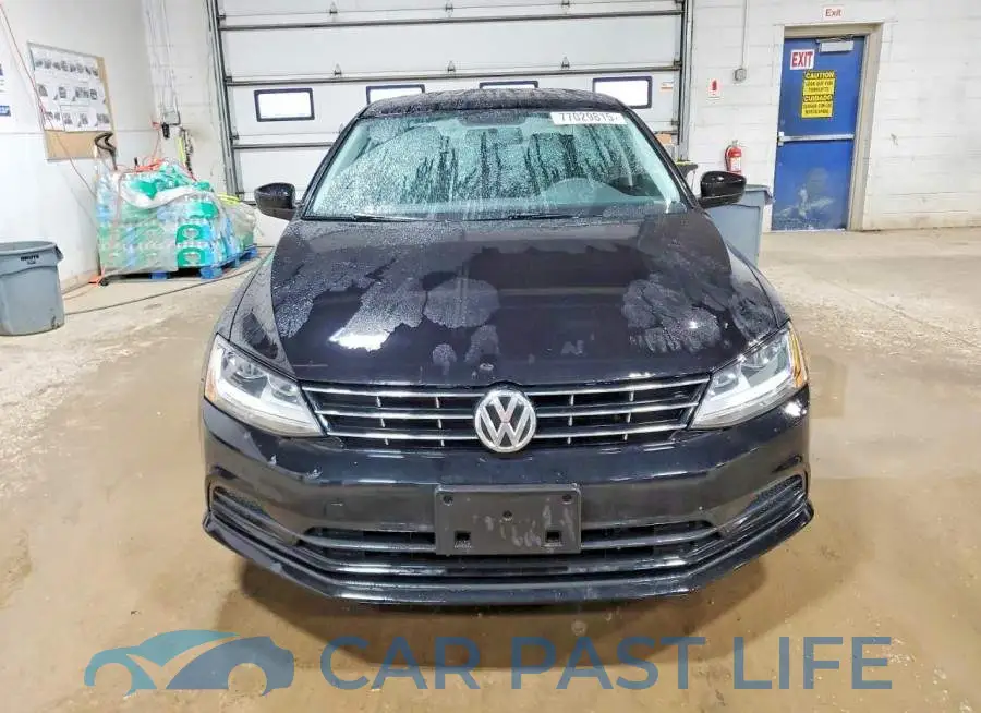 3VW2B7AJ0JM259781# 5