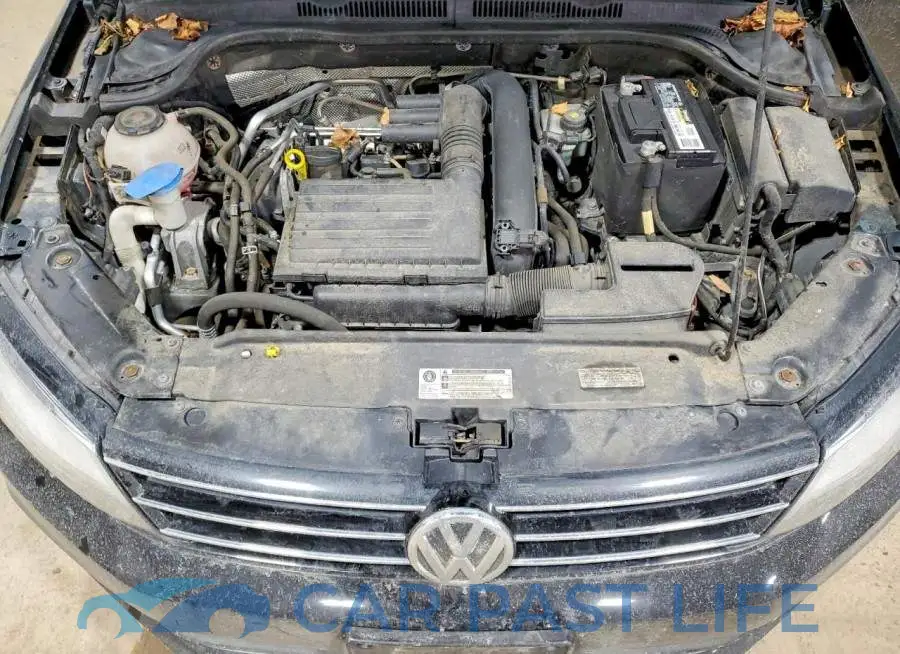 3VW2B7AJ0JM259781# 11