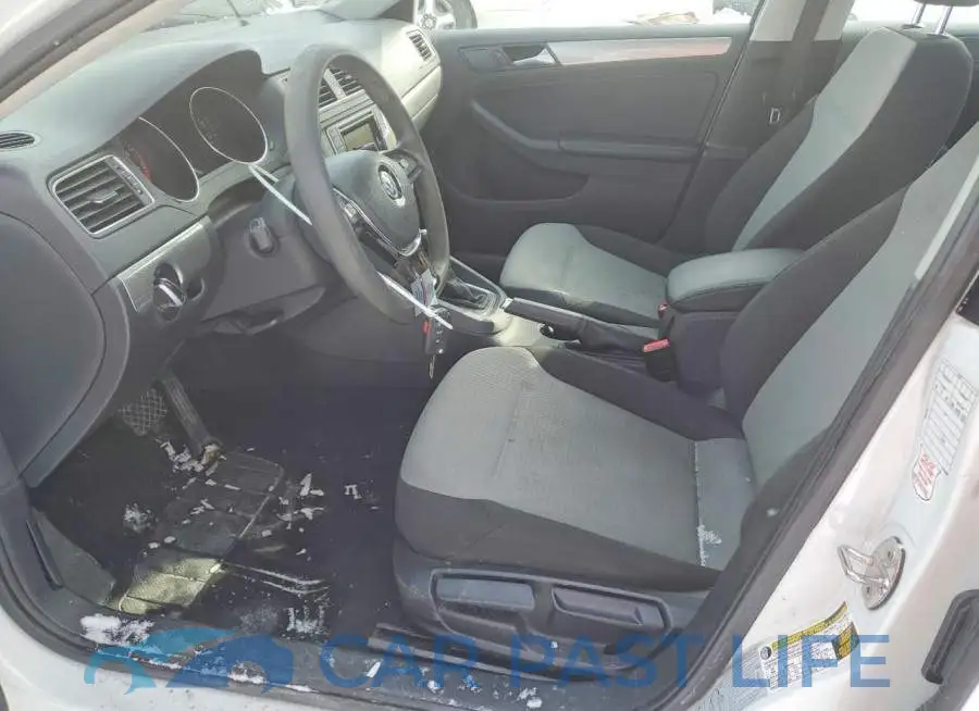 3VW2B7AJ7JM209962# 7