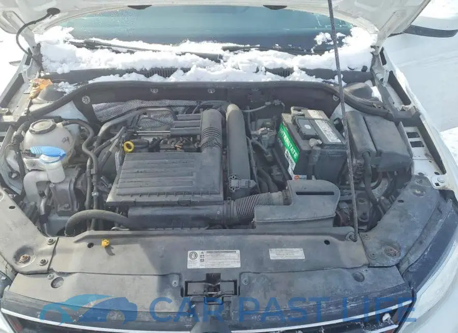 3VW2B7AJ7JM209962# 11