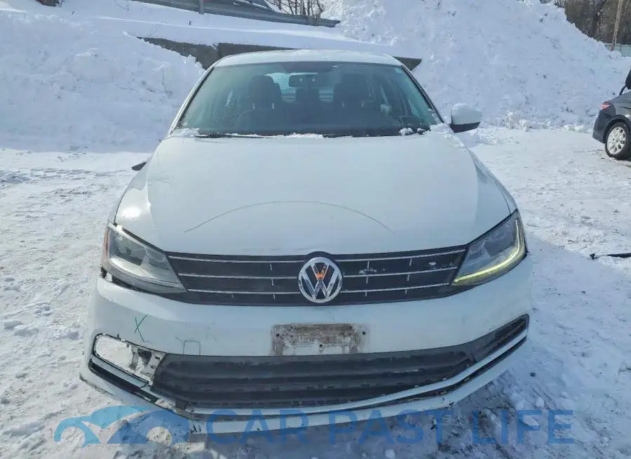 3VW2B7AJ7JM209962# 5