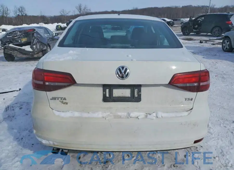 3VW2B7AJ7JM209962# 6