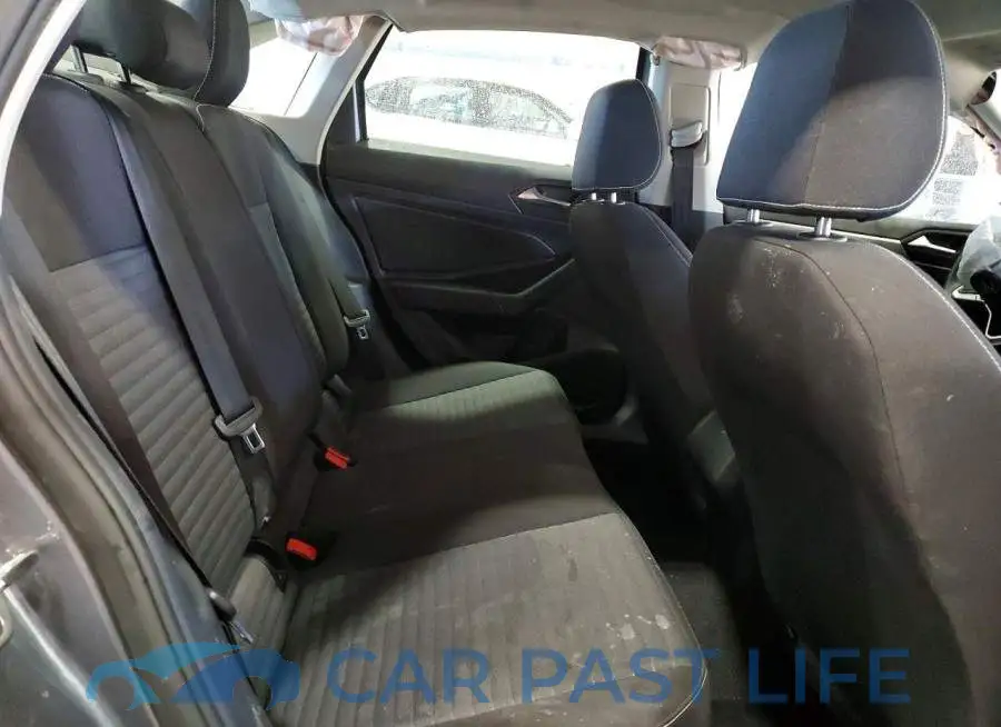 3VW5M7BUXRM093457# 10