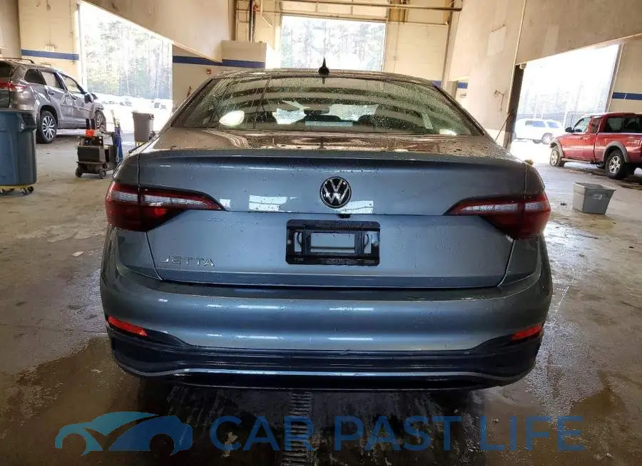 3VW5M7BUXRM093457# 6