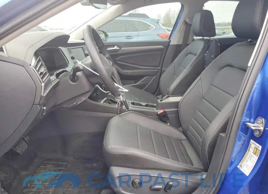 3VW7M7BU1RM077611# 7