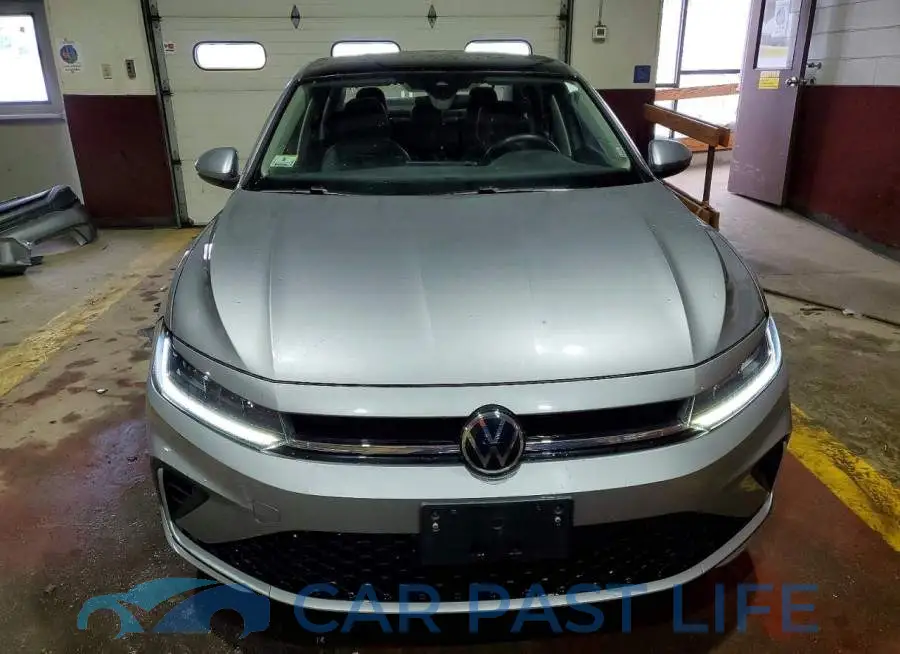 3VW7X7BU5SM009809# 5