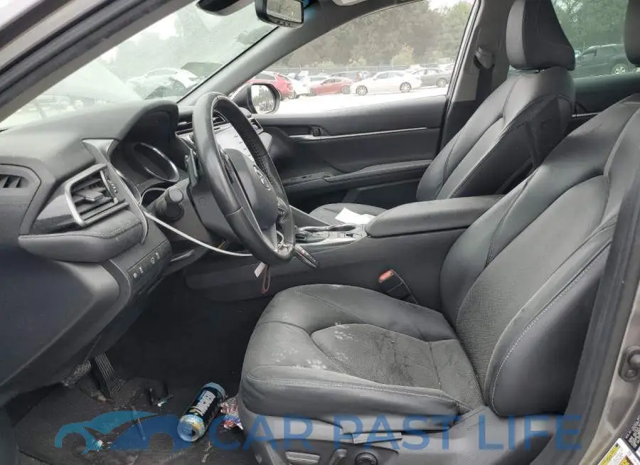 4T1B61HK1KU209905# 7