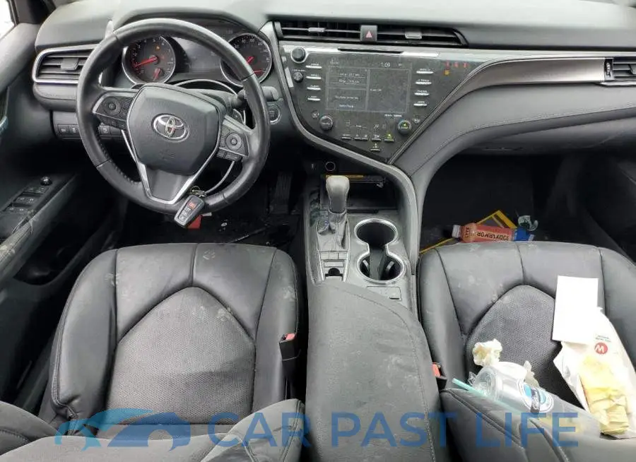 4T1B61HK1KU209905# 8