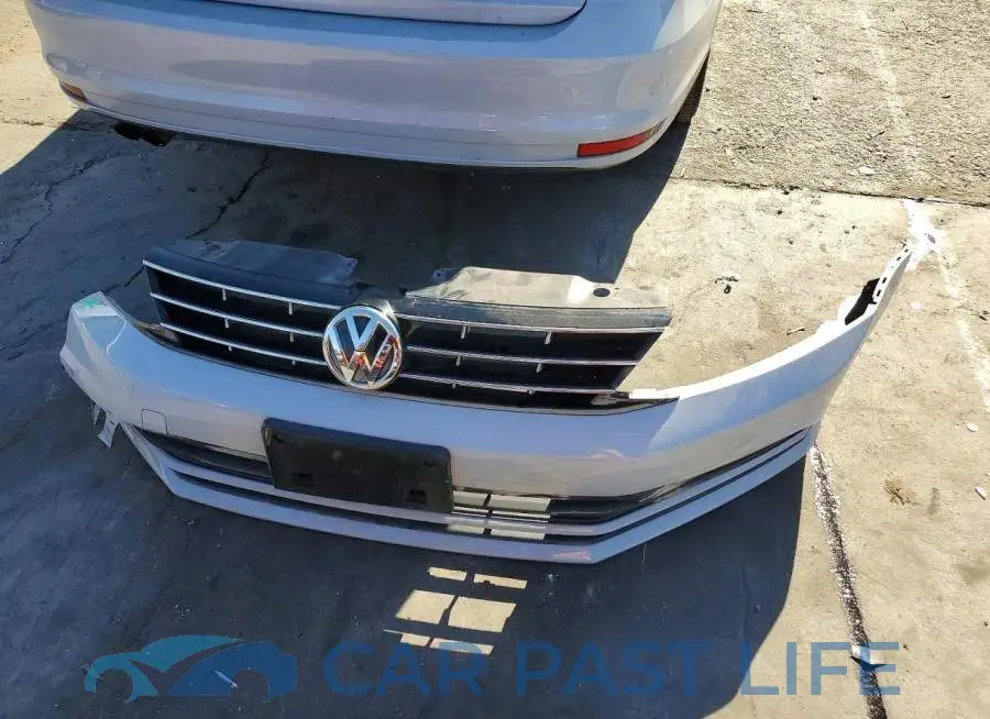 3VW2B7AJ2JM263007# 12