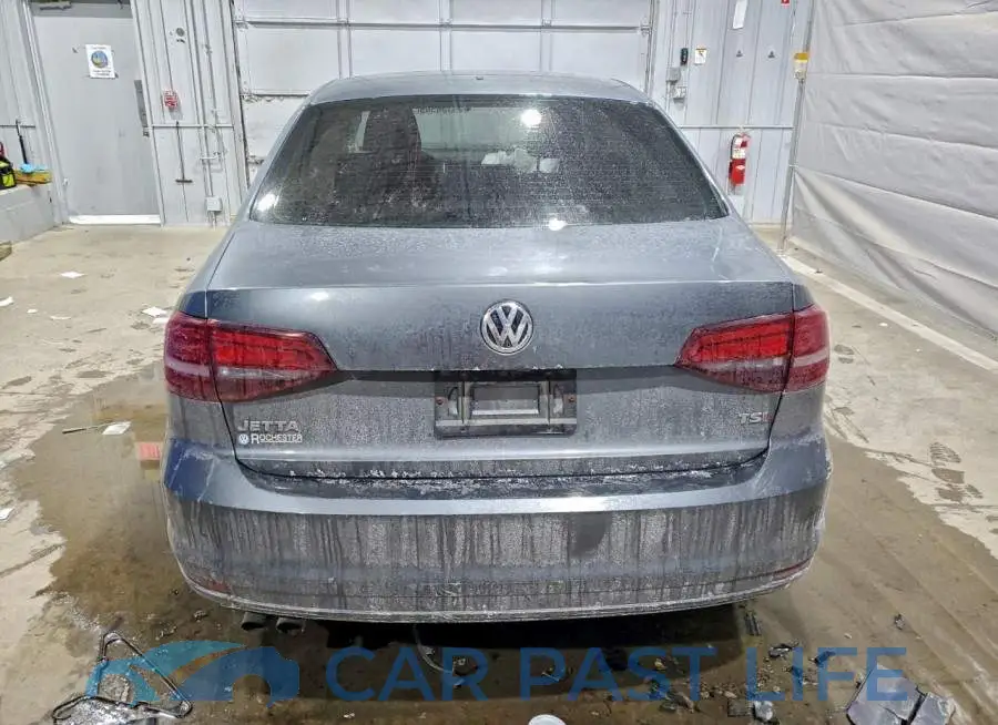 3VW2B7AJ9JM231803# 6