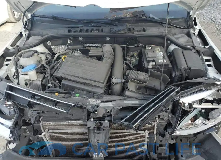 3VW2B7AJXJM209549# 11