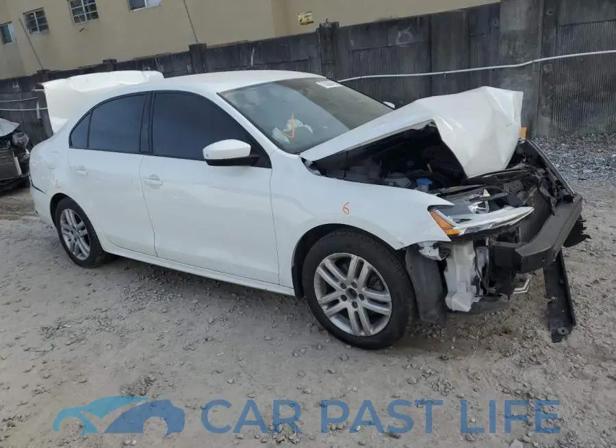 3VW2B7AJXJM209549# 4