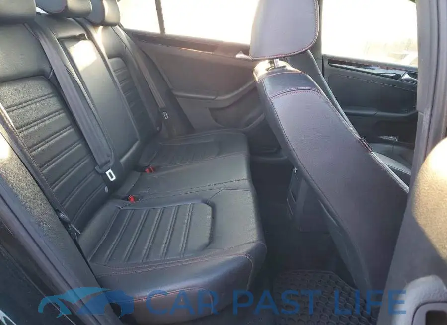 3VW4T7AJ0HM336200# 10
