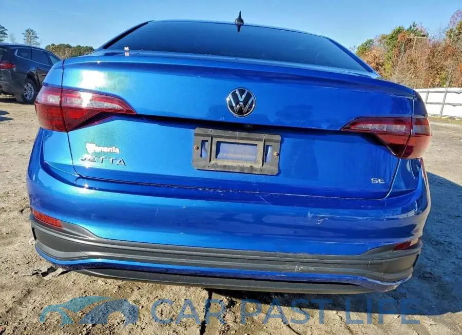 3VW7M7BU8PM044764# 6