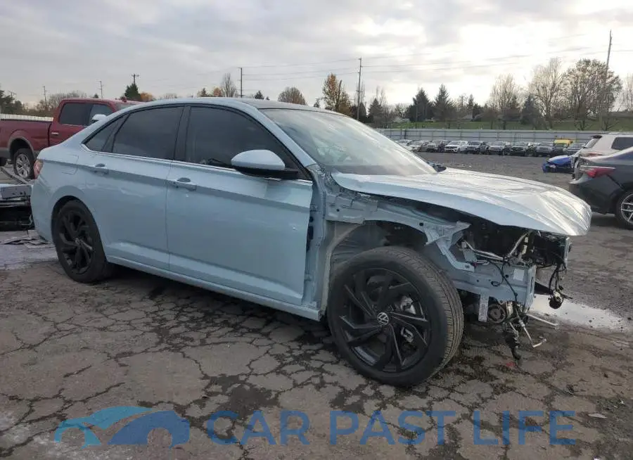 3VW7X7BU9SM071584# 4