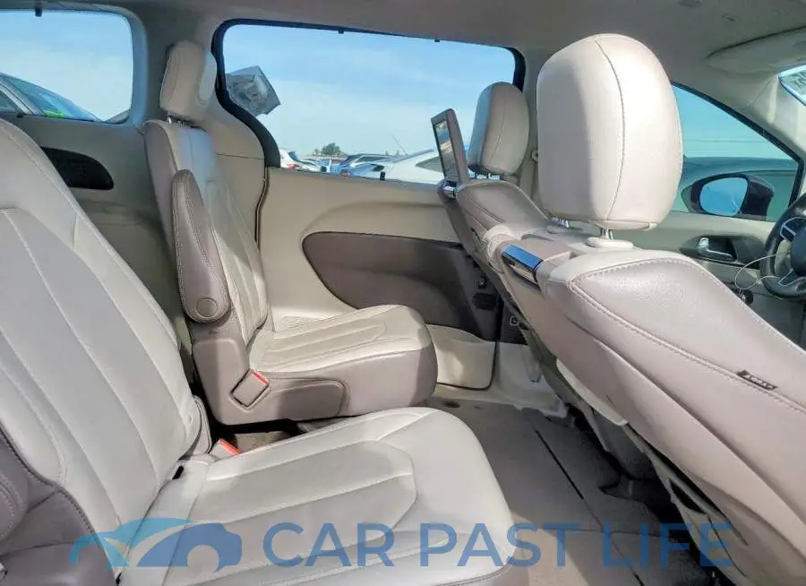 2C4RC1EG5JR106347# 11