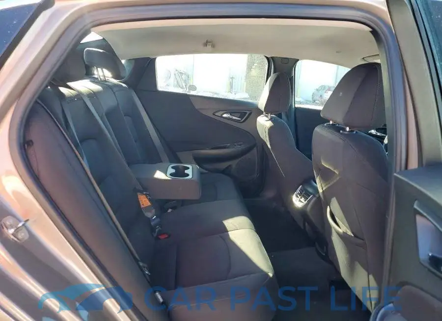 1G1ZD5ST4PF189817# 10