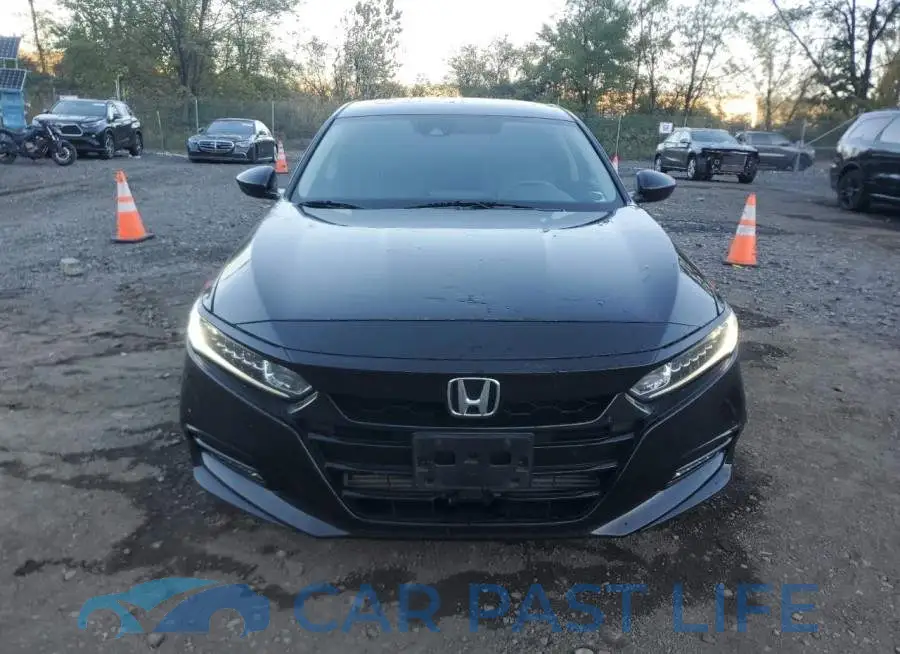 1HGCV1F42KA136269# 5
