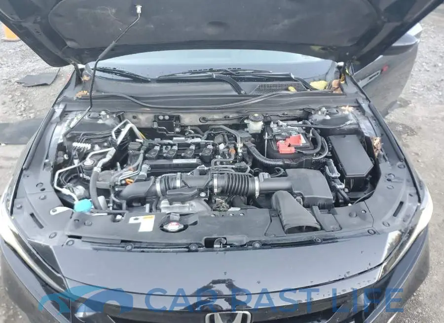 1HGCV1F42KA136269# 11