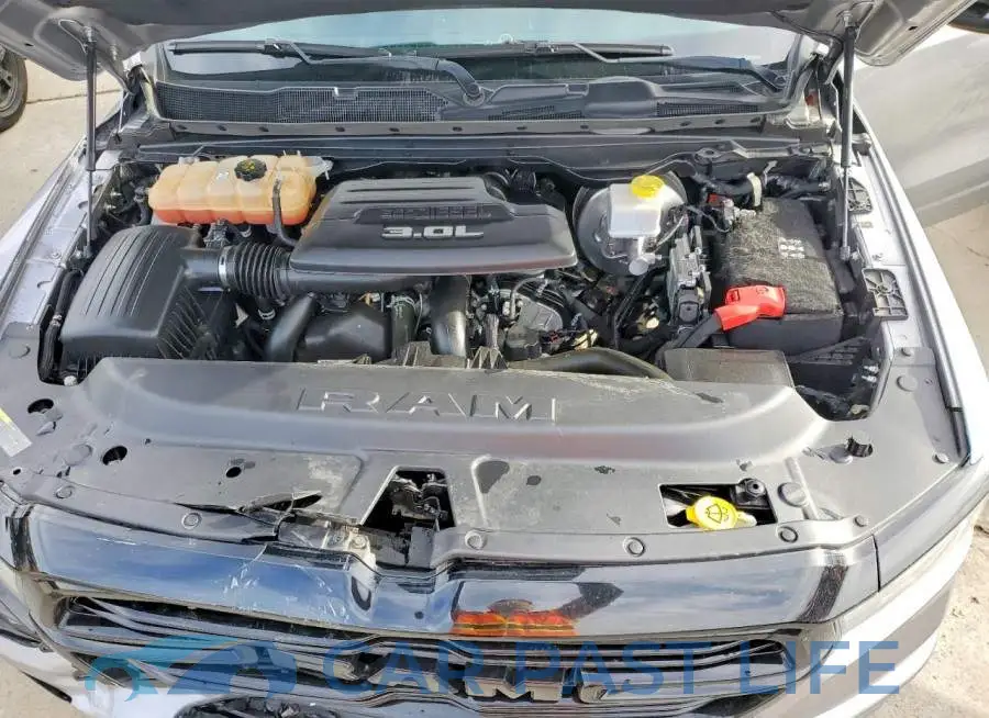 1C6SRFJM9NN279873# 11