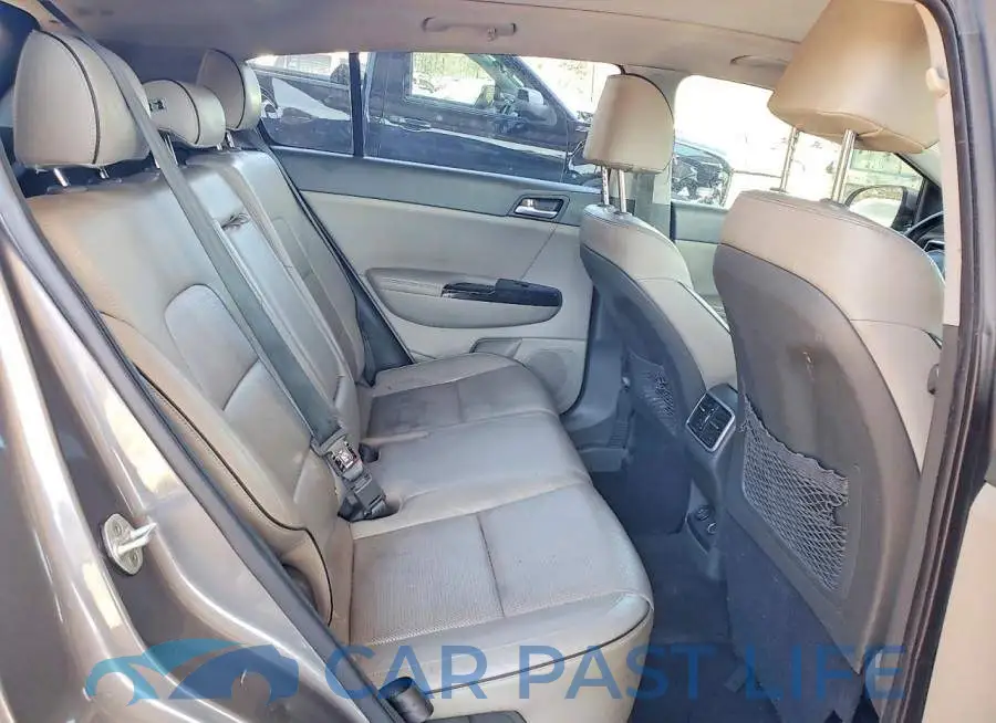 KNDPR3A6XJ7376593# 10