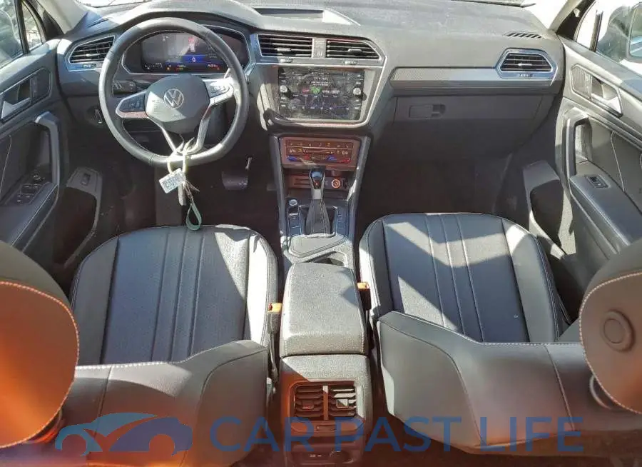 3VV3B7AX5RM173651# 8