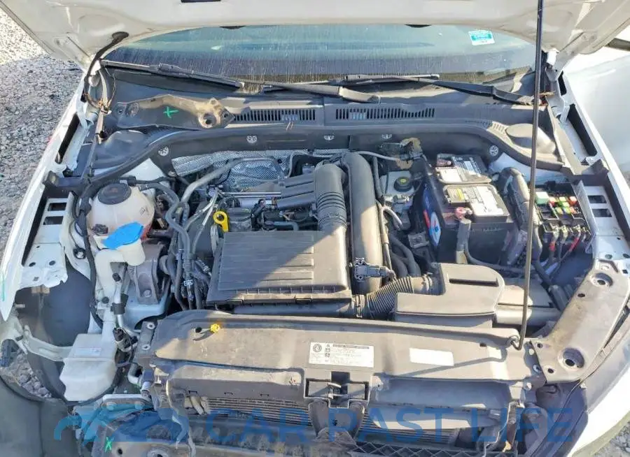 3VW2B7AJ3JM263744# 11