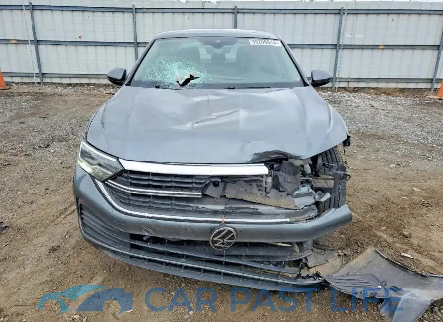 3VW7M7BU0RM081861# 5
